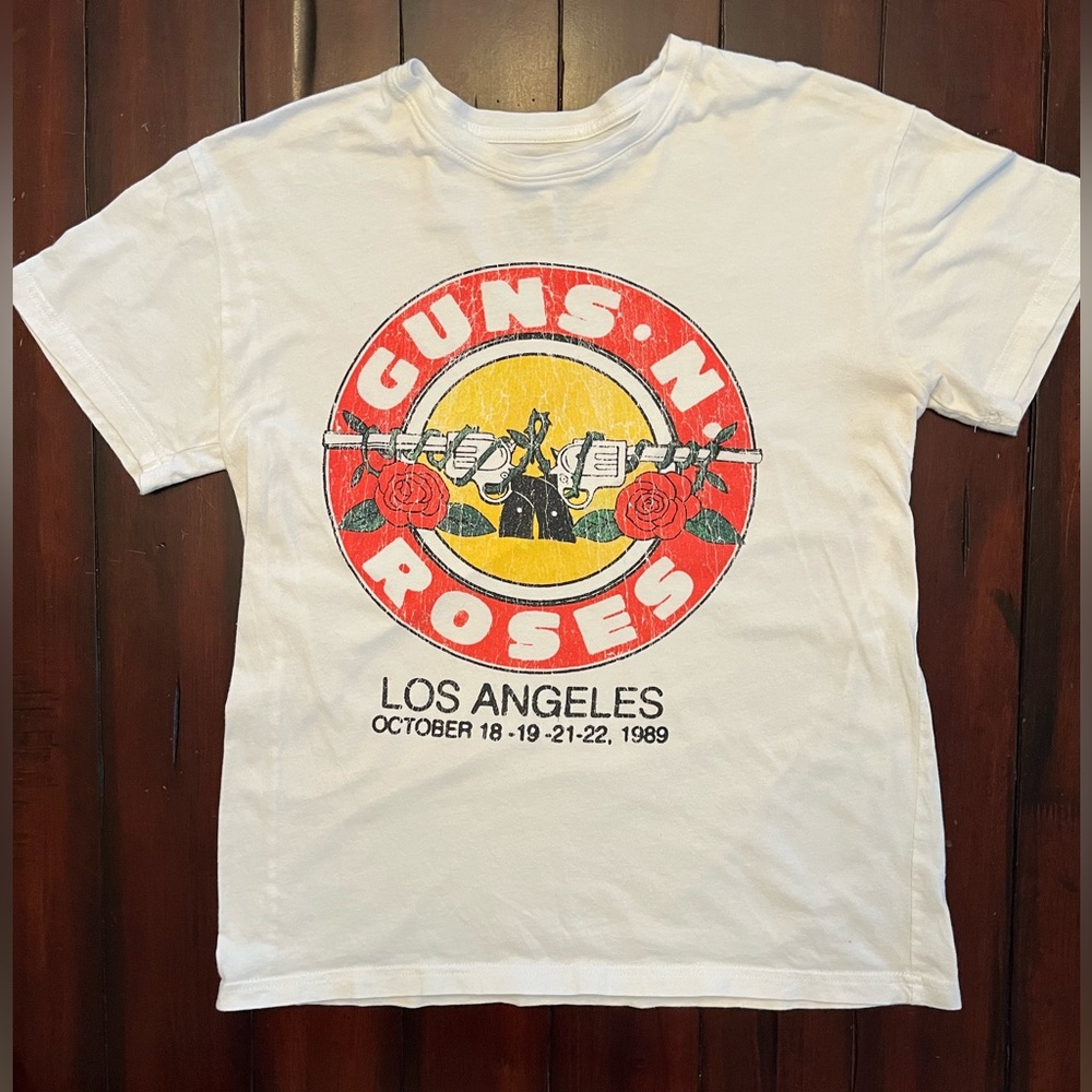 White Guns N' Roses Vintage Style Tee Size M